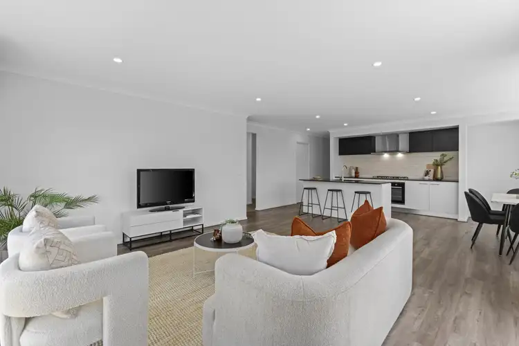 Sixth view of Homely house listing, 5 Reflections Crescent, Lara VIC 3212