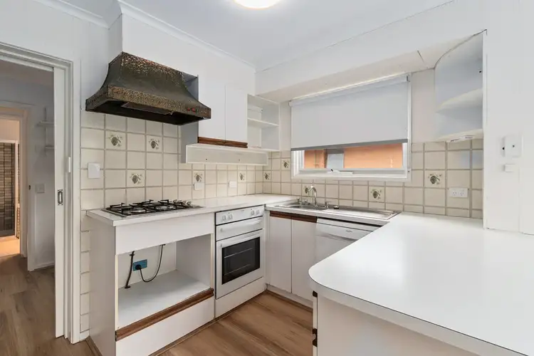 Fourth view of Homely house listing, 8 Paringa Court, Frankston VIC 3199