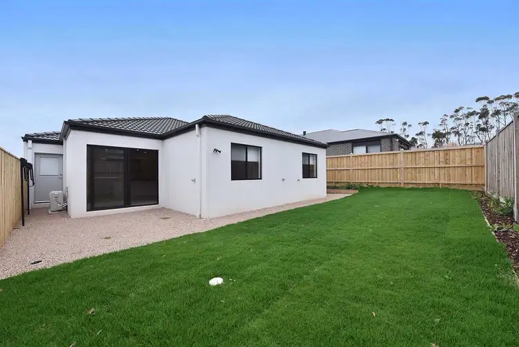 Fifth view of Homely house listing, 14 Spinebill Street, Sunbury VIC 3429