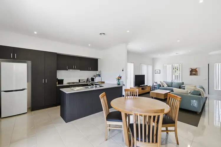 Sixth view of Homely unit listing, 3/5 Henty Court, Sunbury VIC 3429