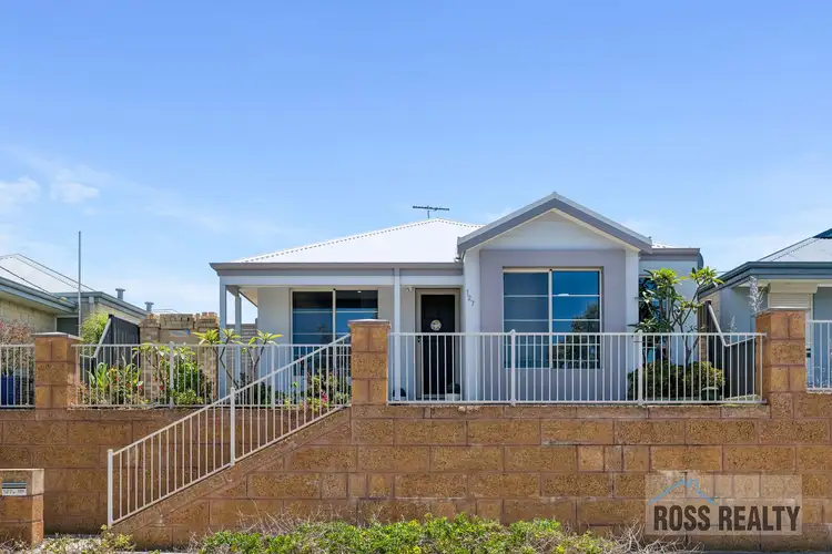 127 Joseph Banks Boulevard, Banksia Grove WA 6031