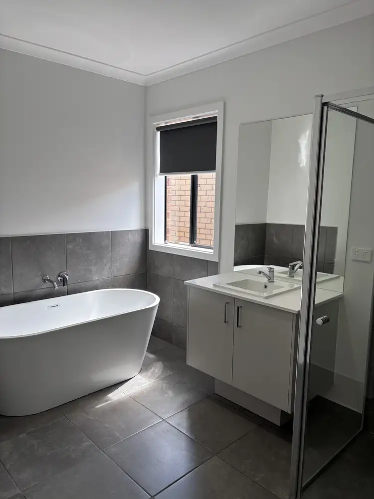 Fifth view of Homely house listing, 4 Sheoak Court, Colac VIC 3250