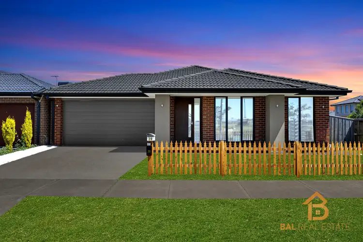 38 Playfield Drive, Truganina VIC 3029