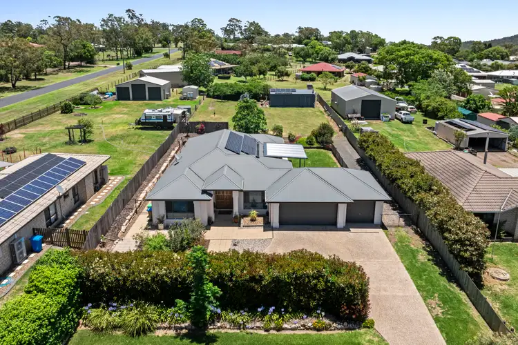 4 Highland Park Road, Meringandan West QLD 4352