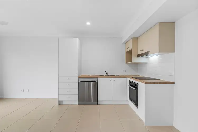 Third view of Homely semi-detached listing, 2/7 Umair Street, Waterford West QLD 4133