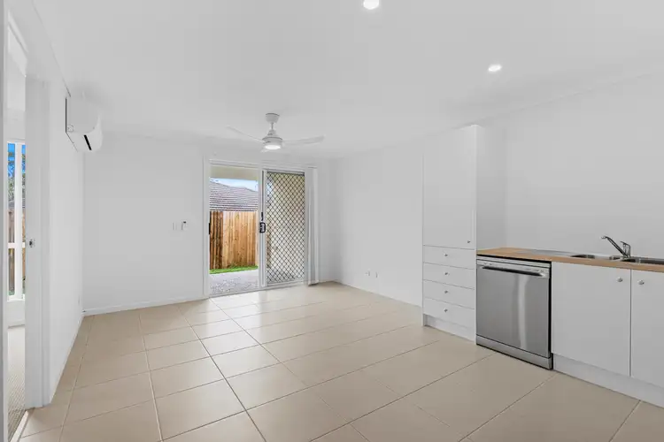 Fourth view of Homely semi-detached listing, 2/7 Umair Street, Waterford West QLD 4133