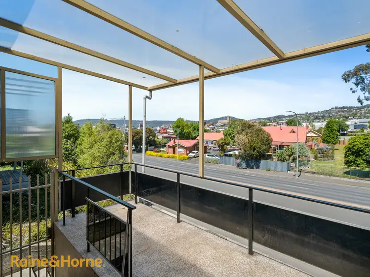 1/173 Brooker Avenue, Glebe TAS 7000