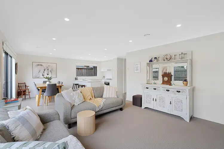 Sixth view of Homely unit listing, 8/94 Lampard Road, Drouin VIC 3818