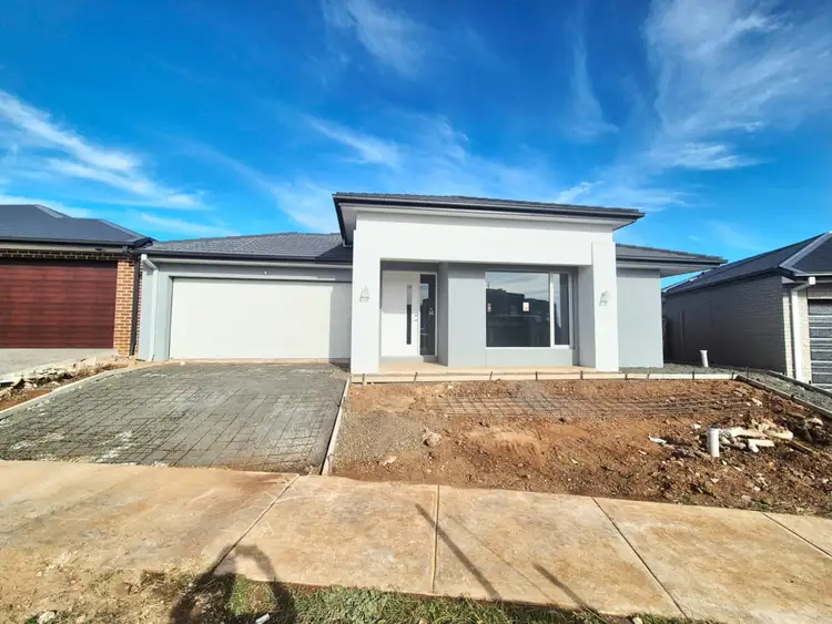 6 Redcraze Road, Bonnie Brook VIC 3335