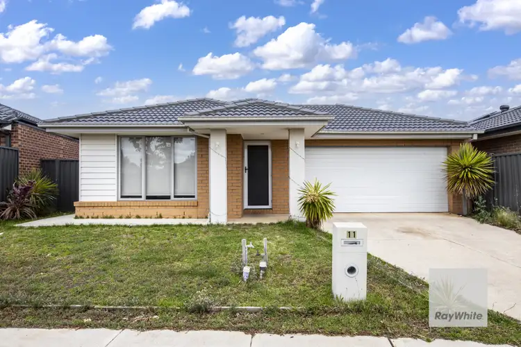 11 Hatfield Street, Strathtulloh VIC 3338