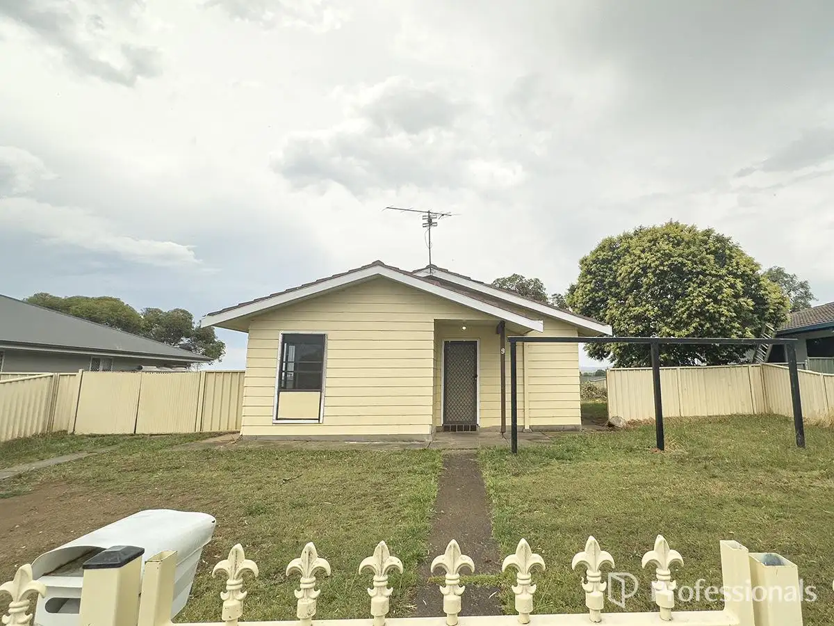 Main view of Homely house listing, 9 Flemming Crescent, West Tamworth NSW 2340