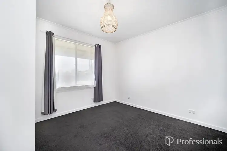 Third view of Homely house listing, 10 Wells Street, Hamilton VIC 3300