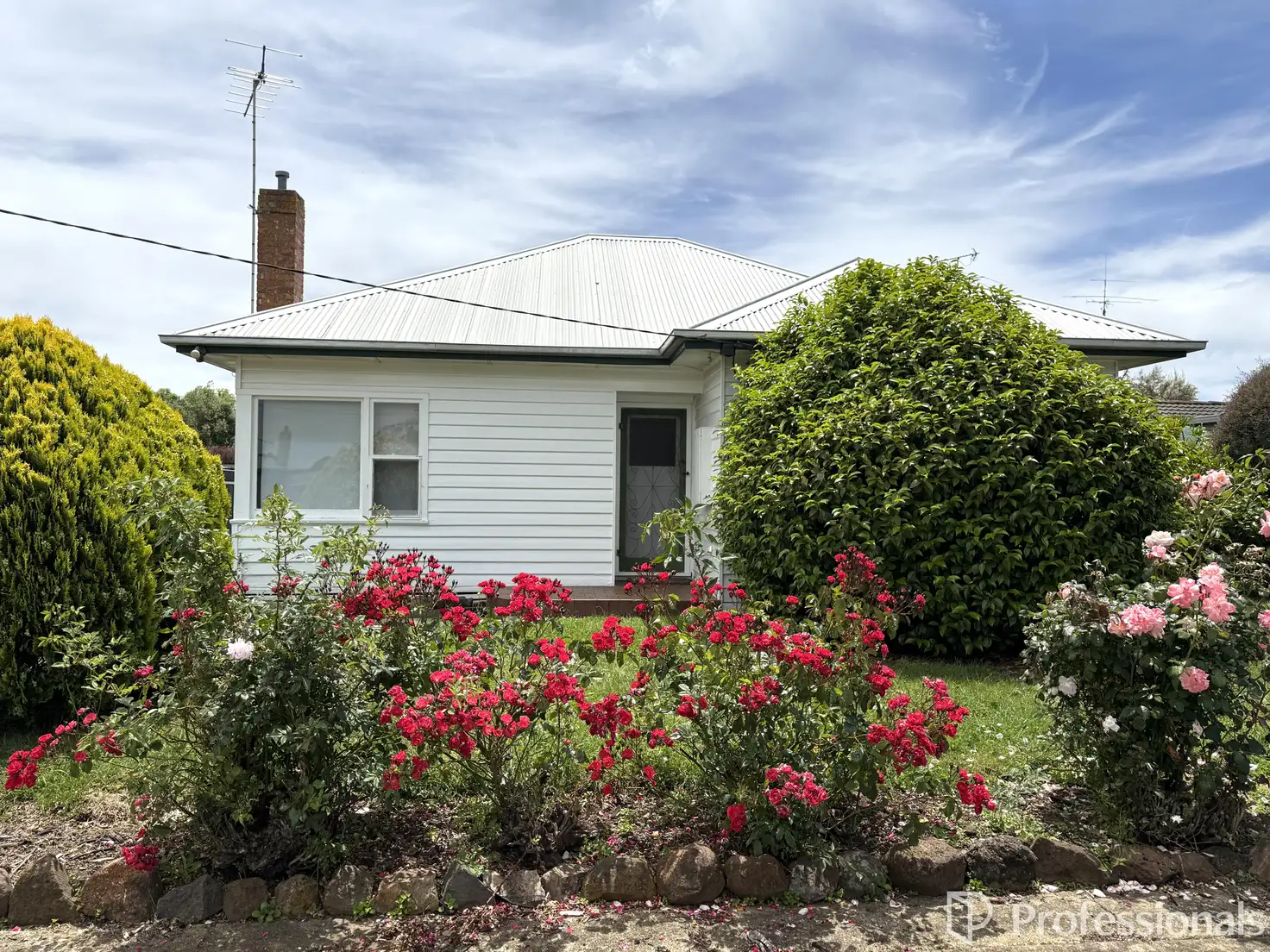 Main view of Homely house listing, 5 Wells Street, Hamilton VIC 3300