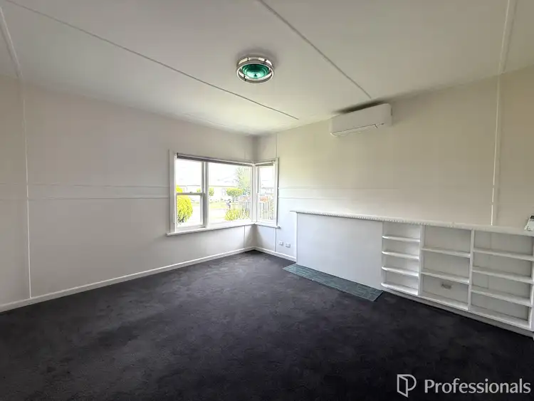 Second view of Homely house listing, 5 Wells Street, Hamilton VIC 3300