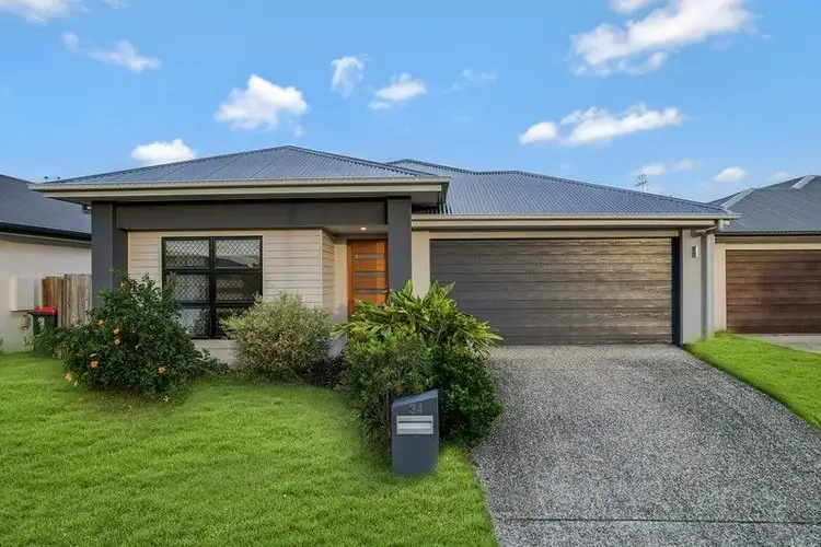 34 Bourke Crescent