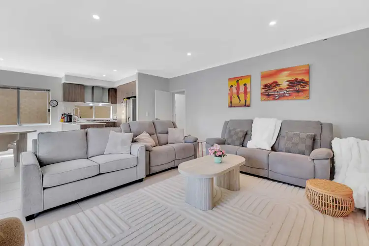 52 Addington Loop, Piara Waters WA 6112