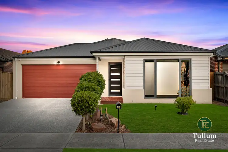 81 Brocker Street, Clyde North VIC 3978