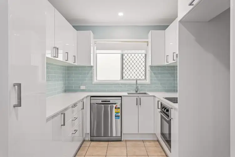 Fifth view of Homely apartment listing, 3/376 Marine Parade, Labrador QLD 4215