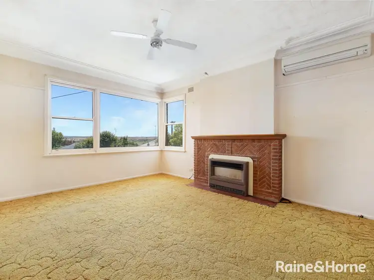 Fifth view of Homely house listing, 18 Golsby Street, West Bathurst NSW 2795