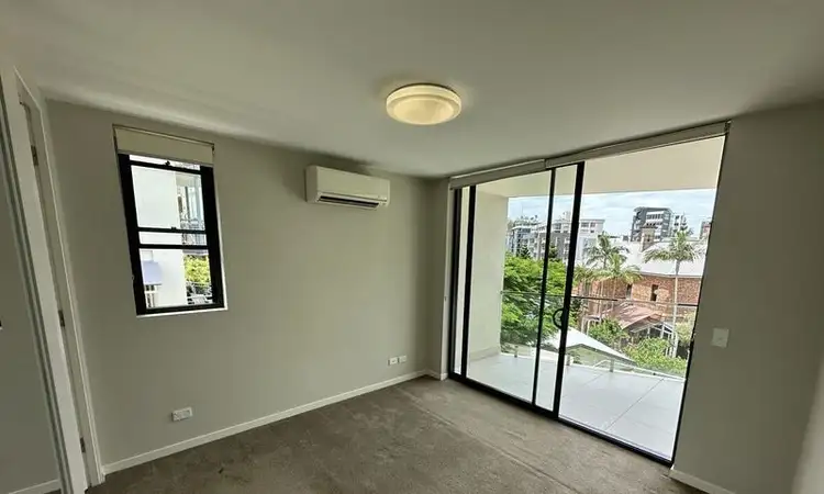 Fifth view of Homely unit listing, 11/450 Main Street, Kangaroo Point QLD 4169