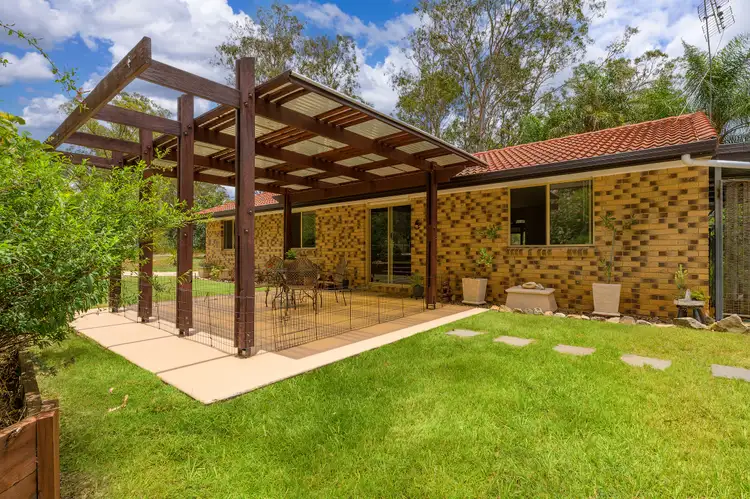 15 Arborseventeen Road, Glenwood QLD 4570