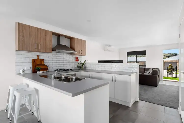 Third view of Homely house listing, 4/647 Prune Street, Lavington NSW 2641