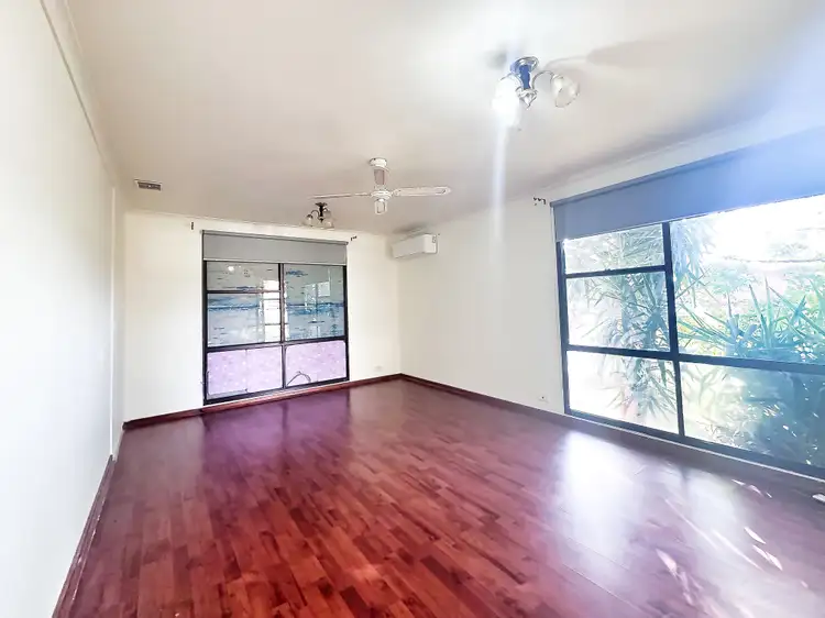 Fourth view of Homely house listing, 2 Canadian Court, Meadow Heights VIC 3048