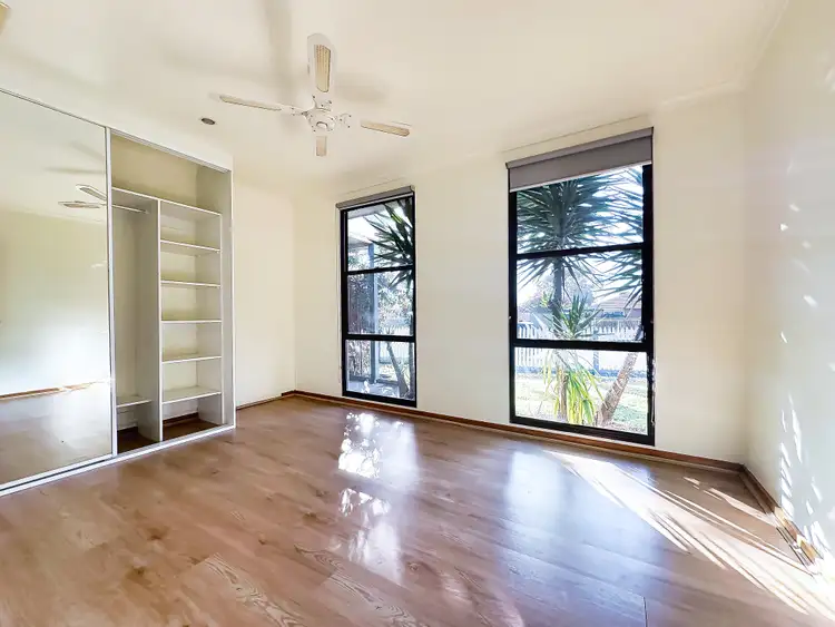 Fifth view of Homely house listing, 2 Canadian Court, Meadow Heights VIC 3048