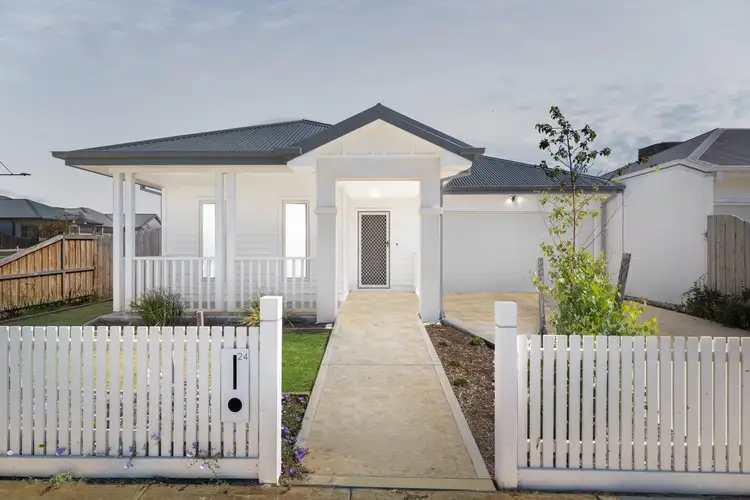 24 Woodstock Drive, Eynesbury VIC 3338