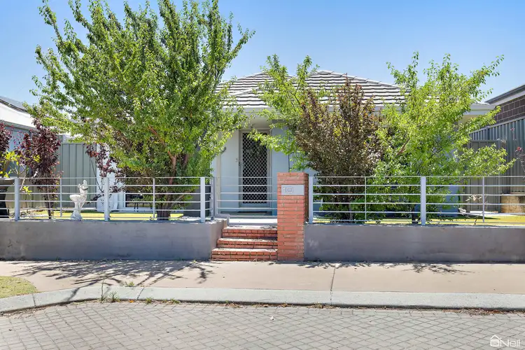 10 Nivea Way, Byford WA 6122