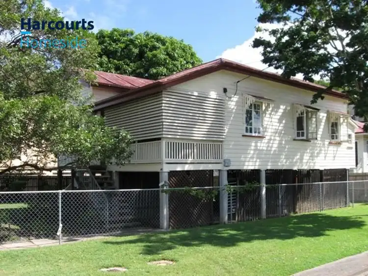16 Birdwood Street, Coorparoo QLD 4151