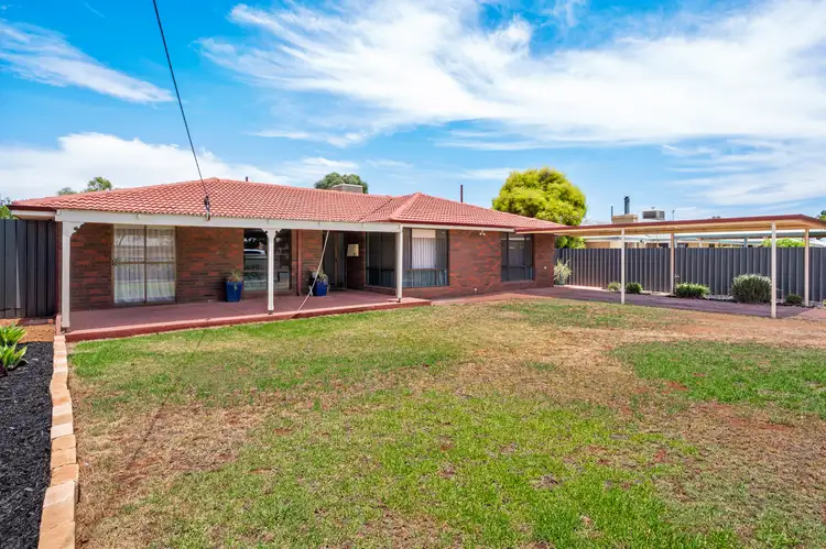 369 Collins Street, West Lamington WA 6430