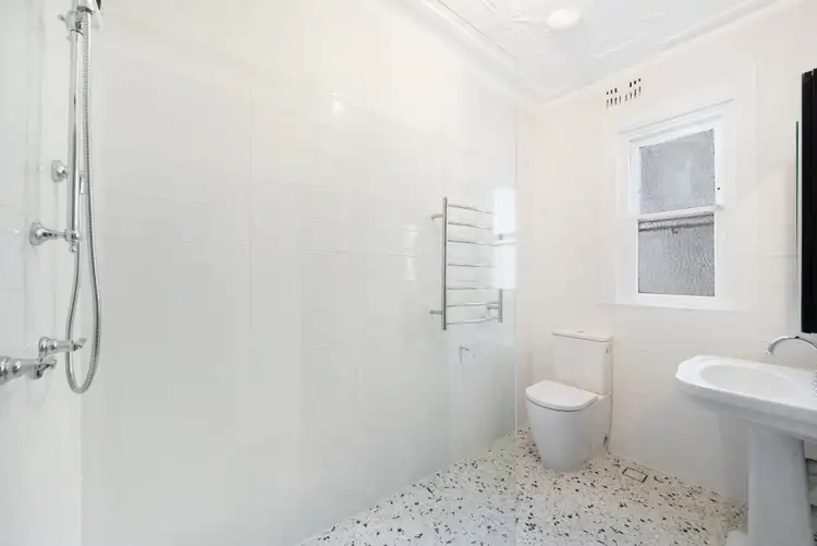 Third view of Homely unit listing, 3/21 Mosman Street, Mosman NSW 2088
