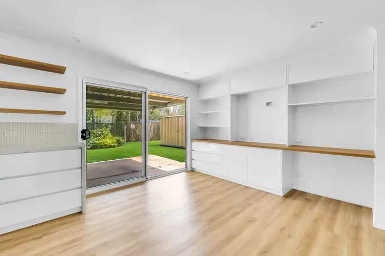 Fourth view of Homely house listing, 6 Bedivere Street, Carindale QLD 4152