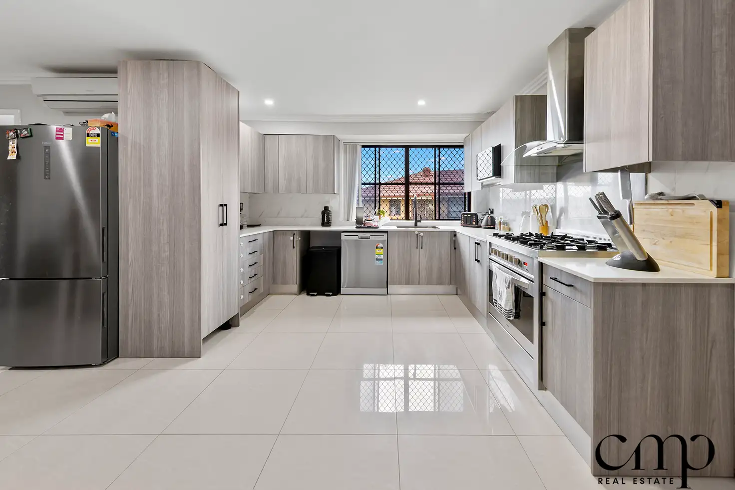 Main view of Homely house listing, 10 Caliban Place, Rosemeadow NSW 2560