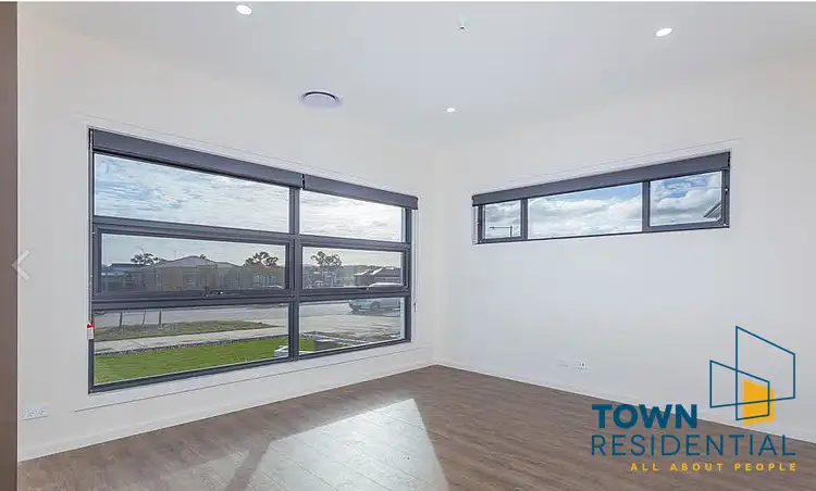 Fifth view of Homely house listing, 32 Booroolong Street, Throsby ACT 2914