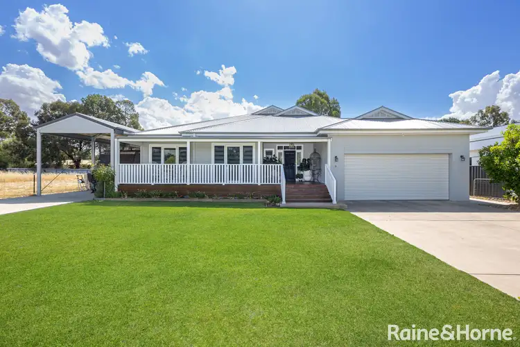 6 Cedar Place, Springvale NSW 2650