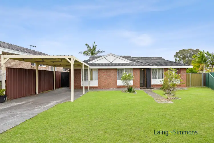 3 Mame Place, Kearns NSW 2558
