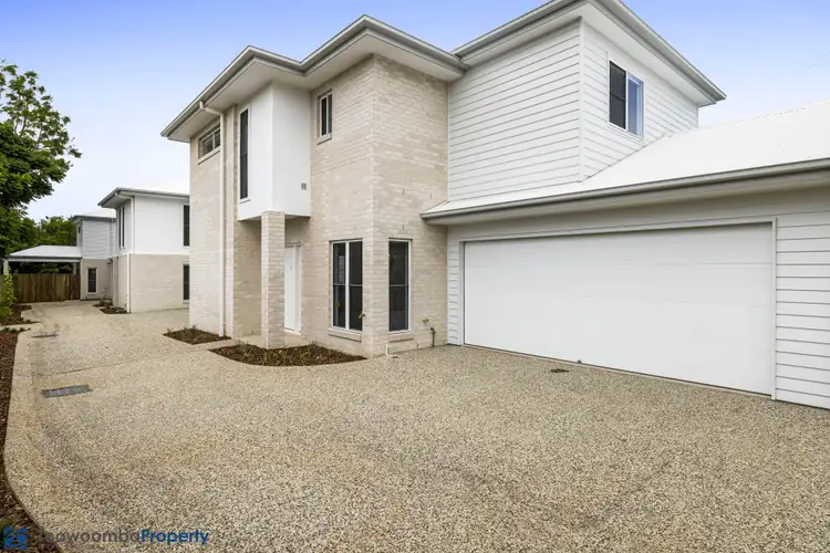2/27 Dalmeny Street, Wilsonton Heights QLD 4350