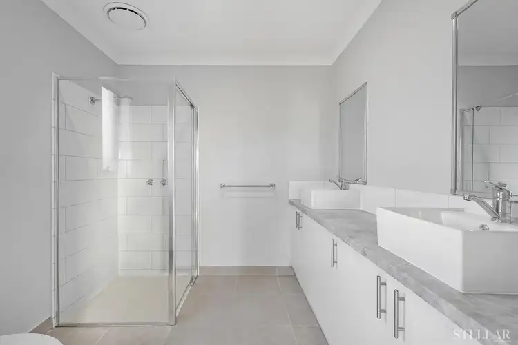 Fifth view of Homely house listing, 38 Goldshine Crescent, Drouin VIC 3818