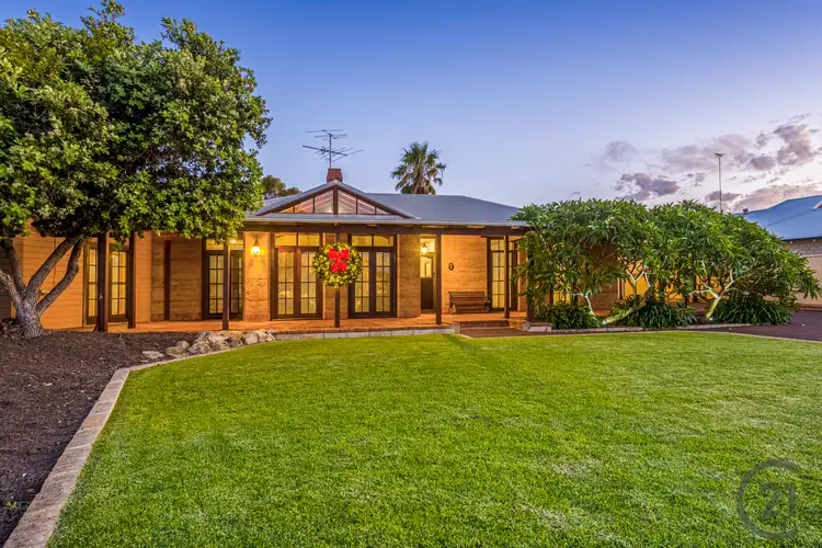 7 Kabbarli Street, Falcon WA 6210