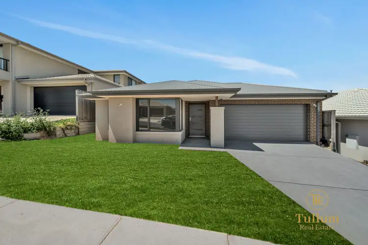 16 Napier Way, Nar Nar Goon VIC 3812