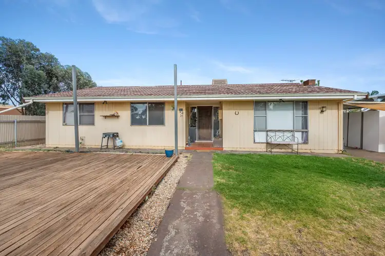 27 Salisbury Road, South Kalgoorlie WA 6430