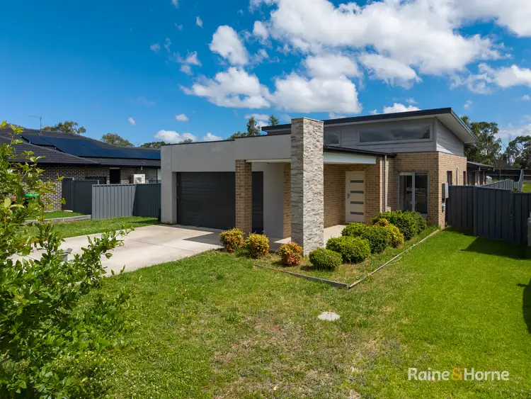 33 Yeomans Road, Armidale NSW 2350