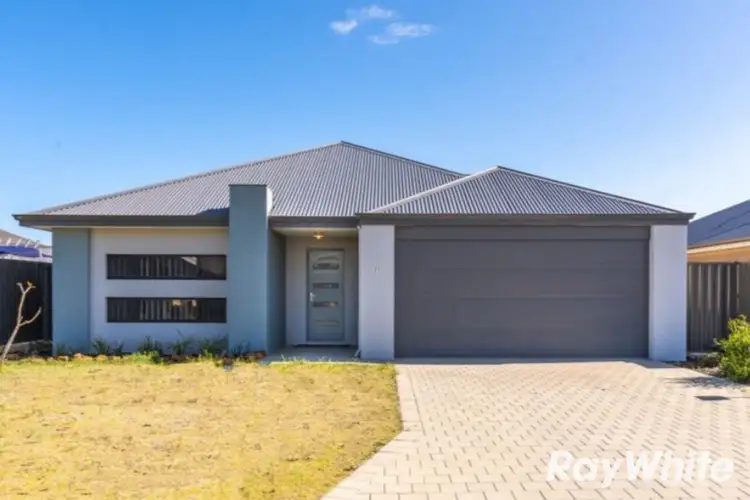 21 Langley Street, Lakelands WA 6180