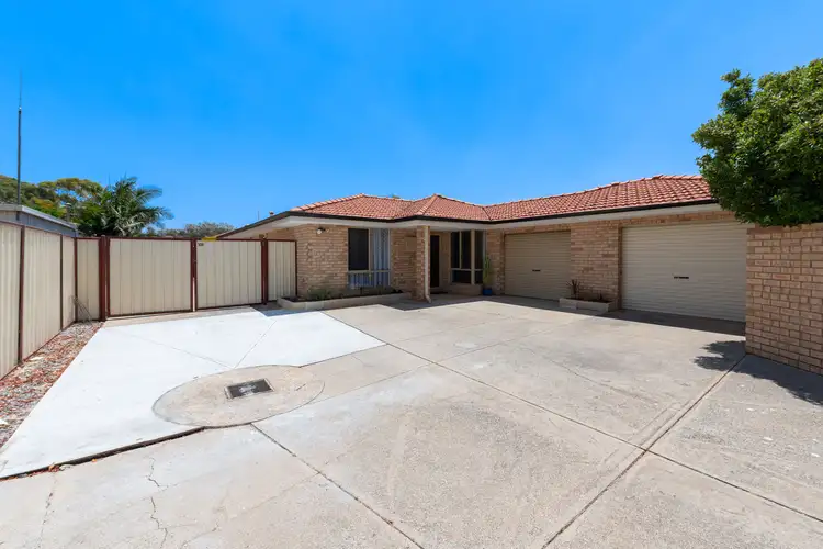 2/10 Linley Road, Wannanup WA 6210