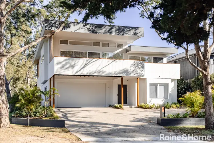 7 Normandy Street, Narrawallee NSW 2539