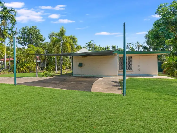 15 Witherden, Nakara NT 810