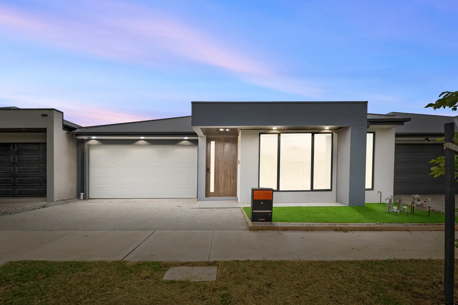 Main view of Homely house listing, 28 Honeypot Circuit, Mickleham VIC 3064