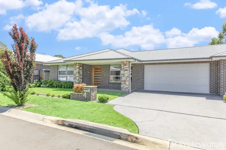 4 Manorina Place, Tahmoor NSW 2573